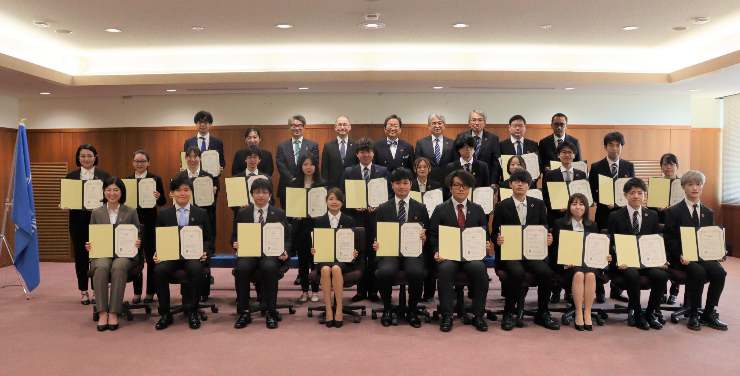 令和5年度OUフェローシップ認定証授与式を挙行 ～我が国の科学技術・イノベーション創出を担う若き研究者を全学体制で支援～