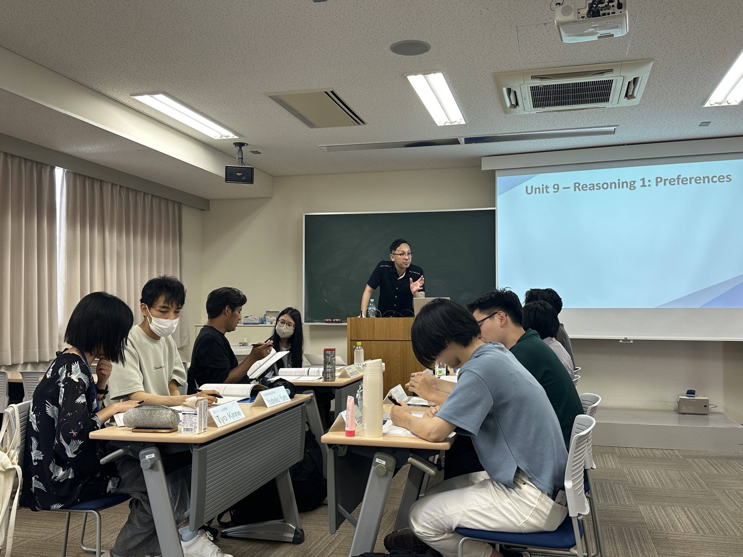 話す、伝える、創る：英語研修「Crispy」を実施